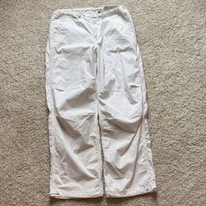 American Eagle White Parachute Pant M